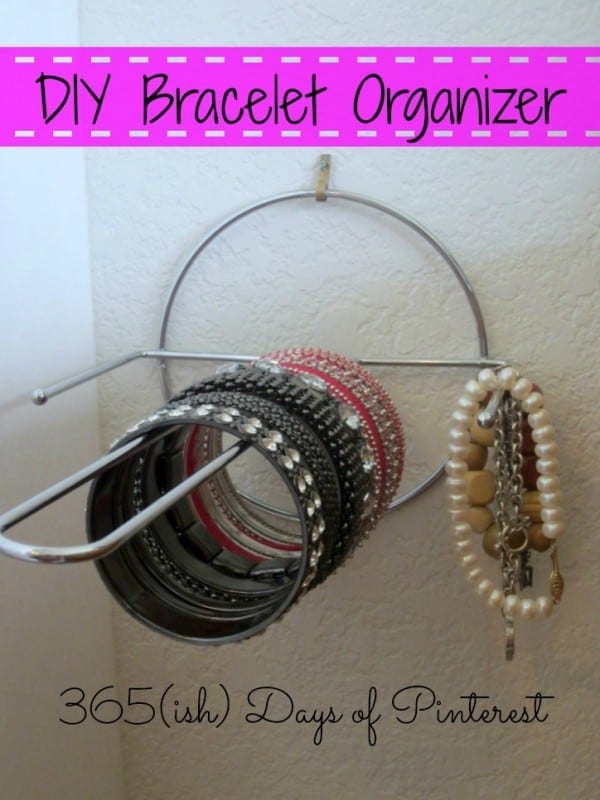 DIY bracelet organizer