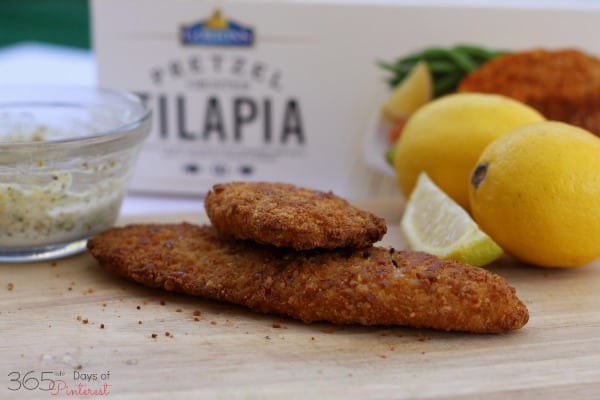 Gorton's Pretzel Crusted Tilapia tastes great with this easy tartar sacuce! #SamsClubSeafood #ad