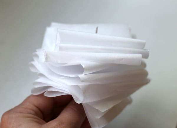 Easy Ruffled Tissue Paper Garland