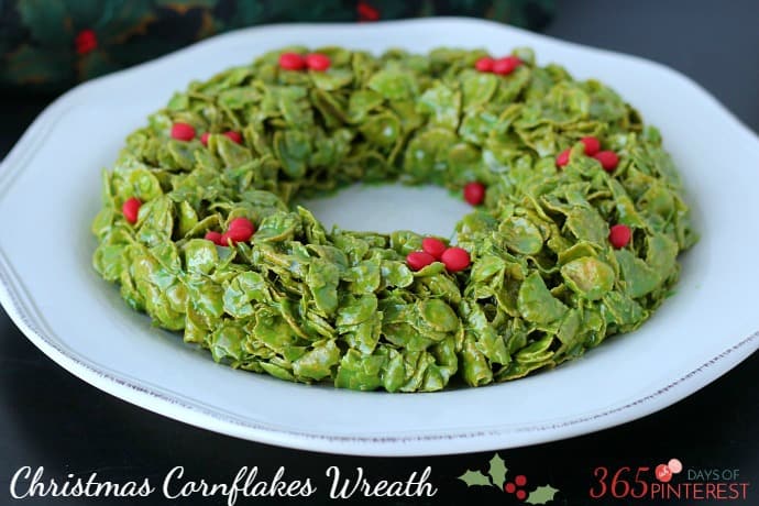 A gooey, sweet and delicious treat that's perfect for Christmas parties, this Christmas Cornflakes Wreath comes together in less than 10 minutes!