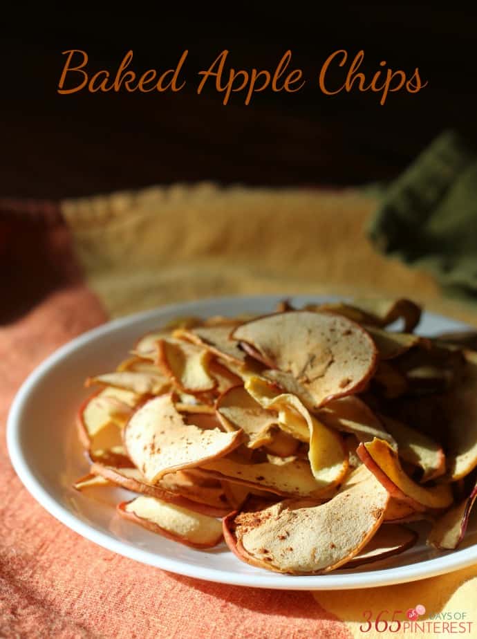 baked apple chips with cinnamon
