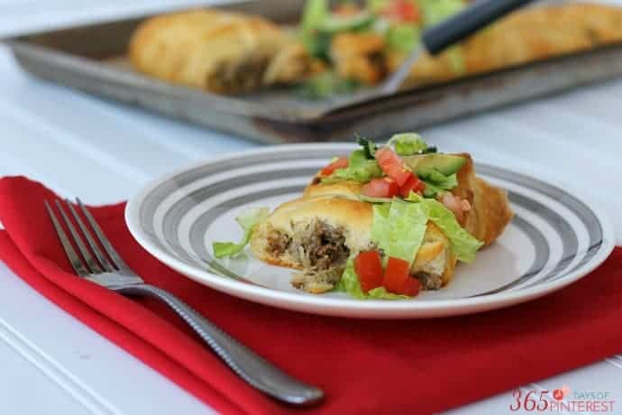 Spice up taco night in your house with an Easy Taco Braid! Stuffed full of delicious taco meat and creamy, melted Sargento® cheese, it's a great twist on a classic.